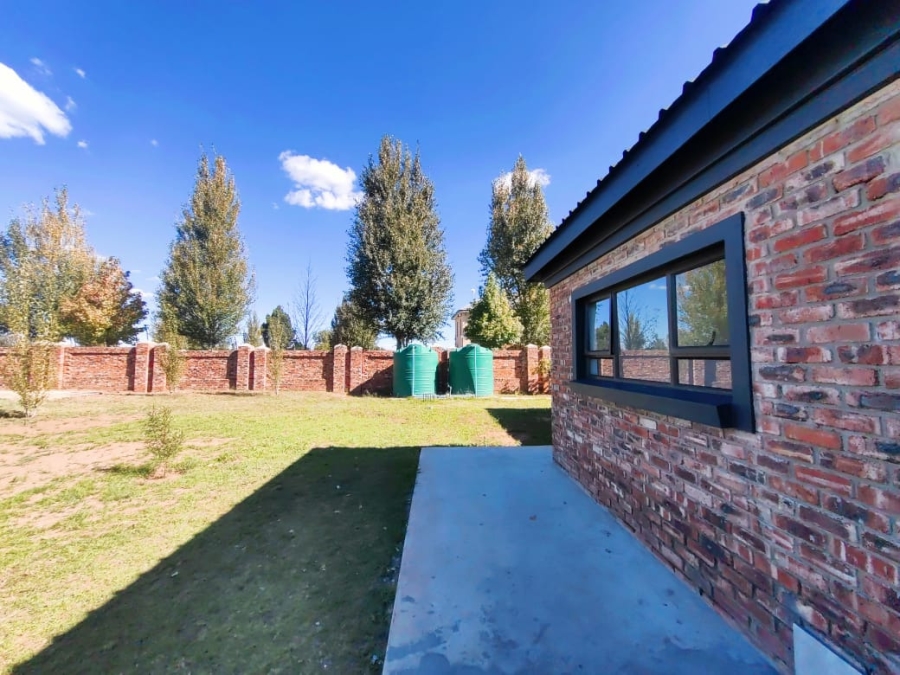 5 Bedroom Property for Sale in Grimbeeck Park North West